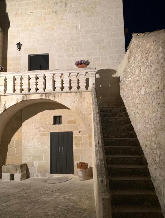 Palazzo Moschettini Lägenhet Martano Exteriör bild