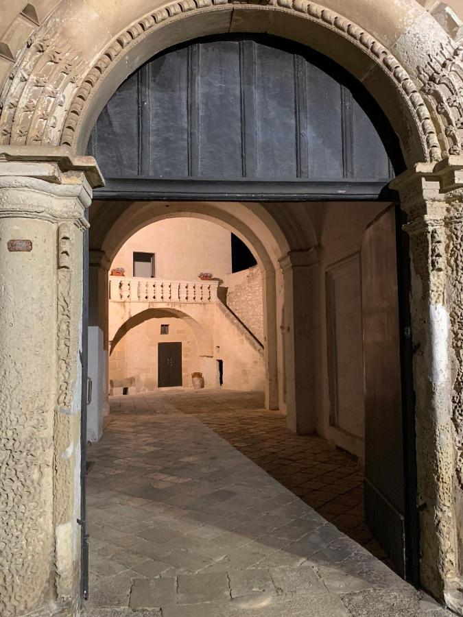 Palazzo Moschettini Lägenhet Martano Exteriör bild
